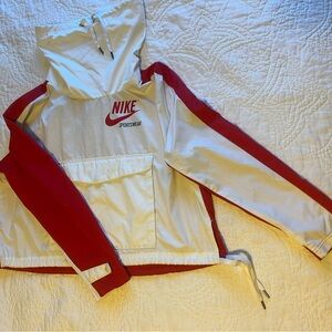 Nike Lightweight Long Sleeve Pullover Funnel Neck. Red & White. Medium